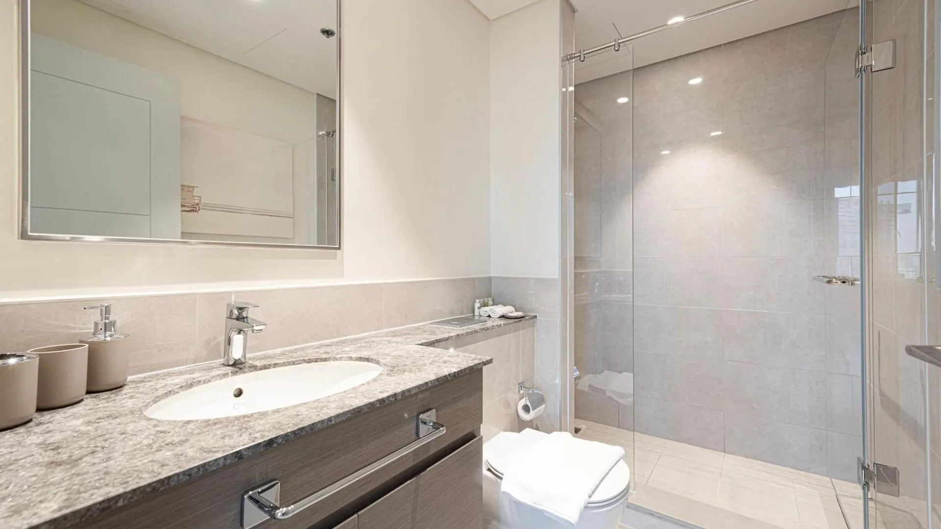 Forte Tower 1 - Fantastic Two Bedroom In Downtown Dubai United Arab Emirates
